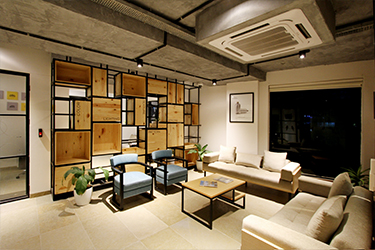 commercial builders - Interior Designs and Developments